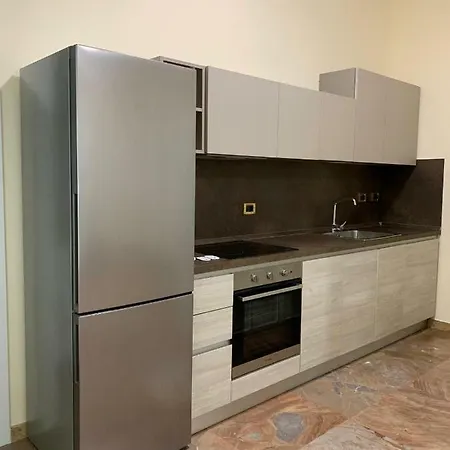 Whouse Carducci شقة