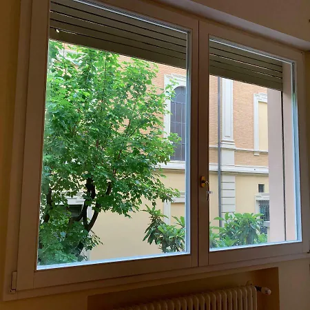 Whouse Carducci *